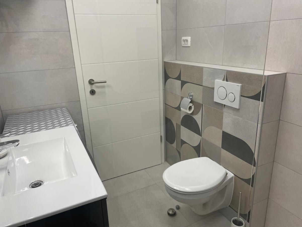 Spacious New App For 5 Persons, Close Beach&City Porec Luaran gambar