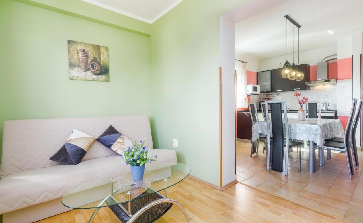 Spacious New App For 5 Persons, Close Beach&City Porec Luaran gambar