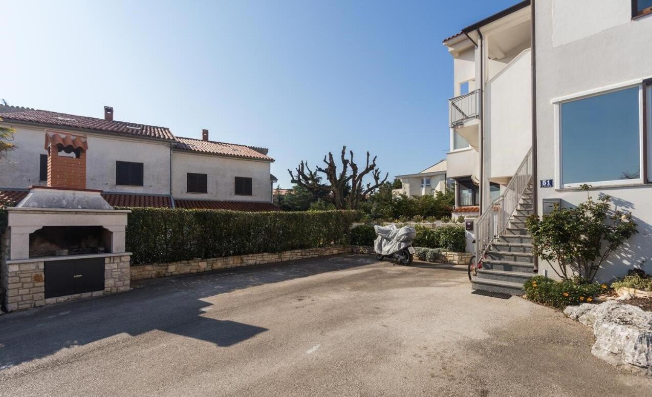 Spacious New App For 5 Persons, Close Beach&City Porec Luaran gambar